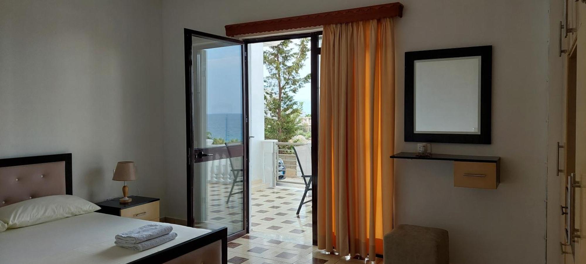 Apartment Tinka In Saranda Exterior foto